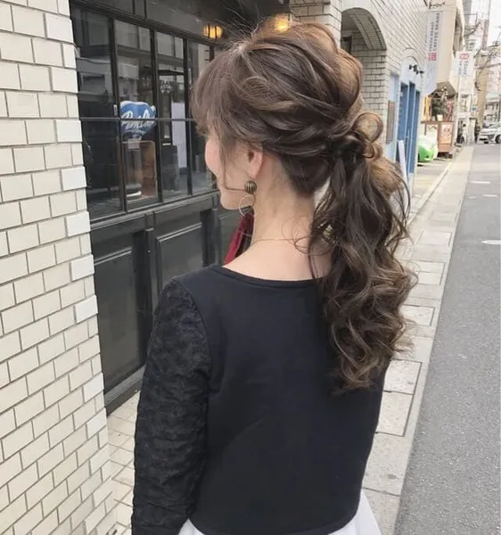ポニーテール