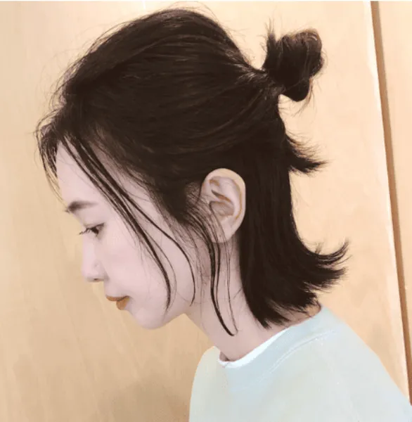 忙しい朝にぴったりのハーフアップ+お団子